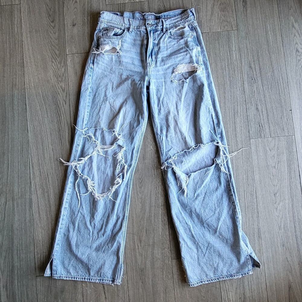 American Eagle Women's 4 Super High Rise Baggy Wide Leg Light Blue Ripped Jeans